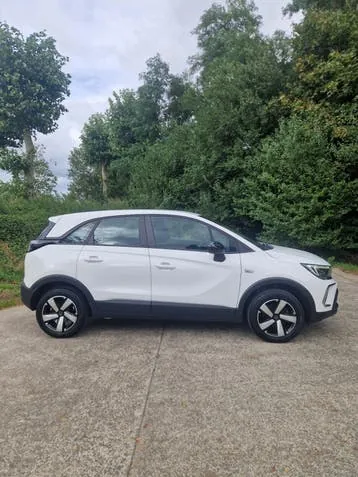 Opel Crossland X 2023 photo 2
