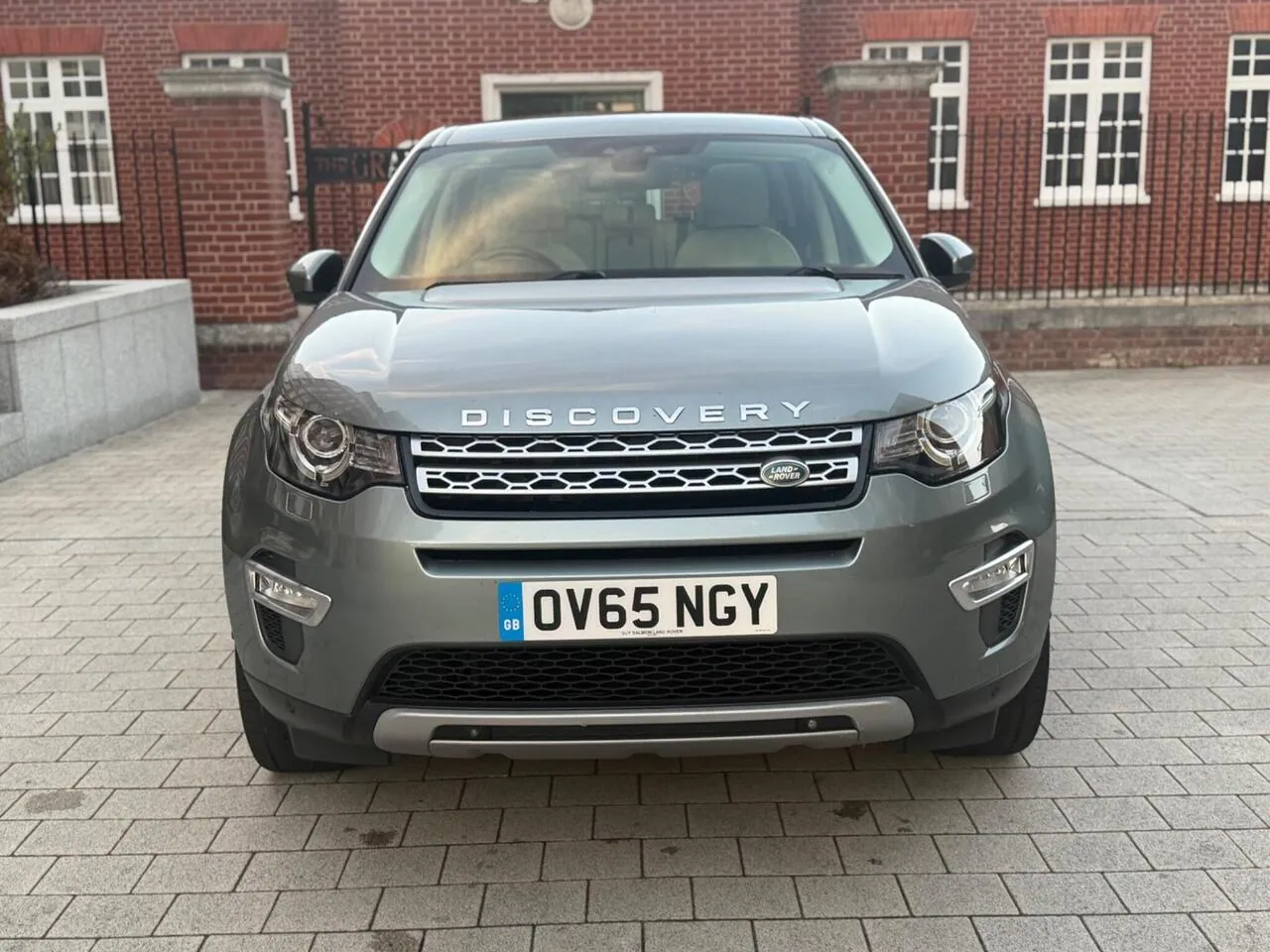 Land Rover Discovery Sport 2015 photo 4
