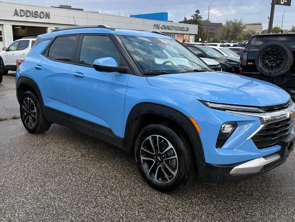 Chevrolet Trailblazer 2024 photo 3