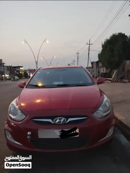 Hyundai Accent 2013 photo 2