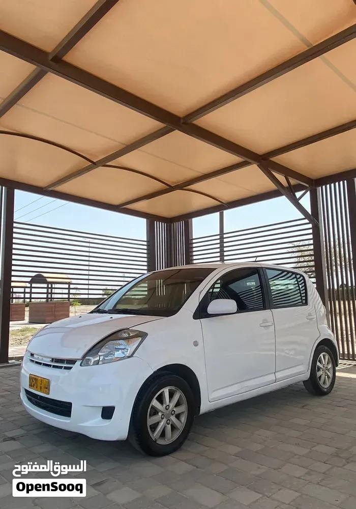 Daihatsu Sirion 2012 photo 3