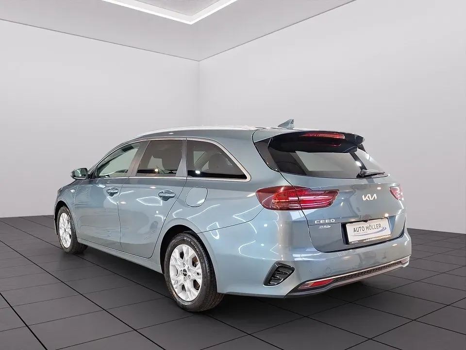 Kia Ceed 2023 photo 2