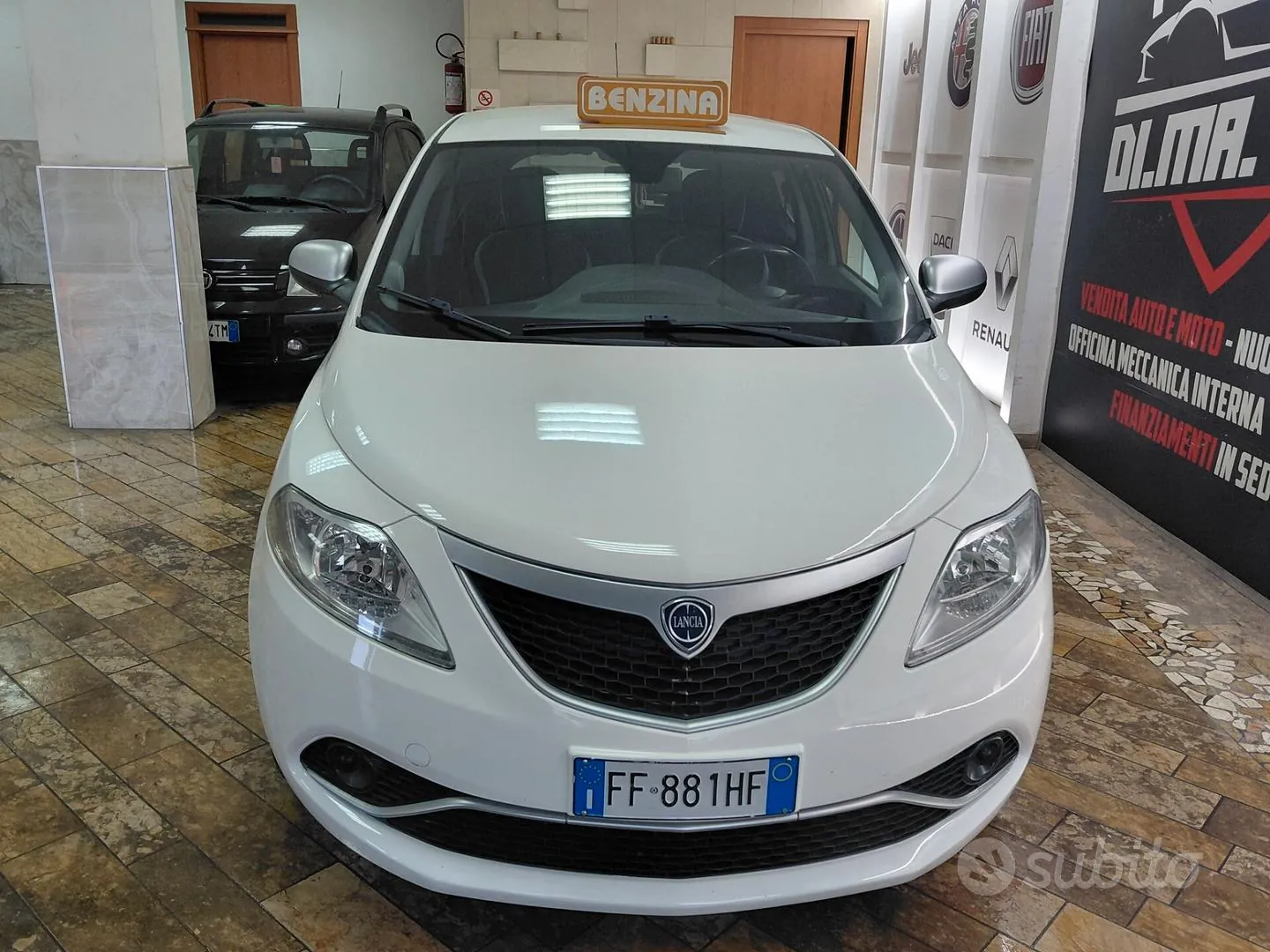 Lancia Ypsilon 2016 photo 2