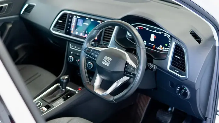 Seat Ateca 2023 photo 3