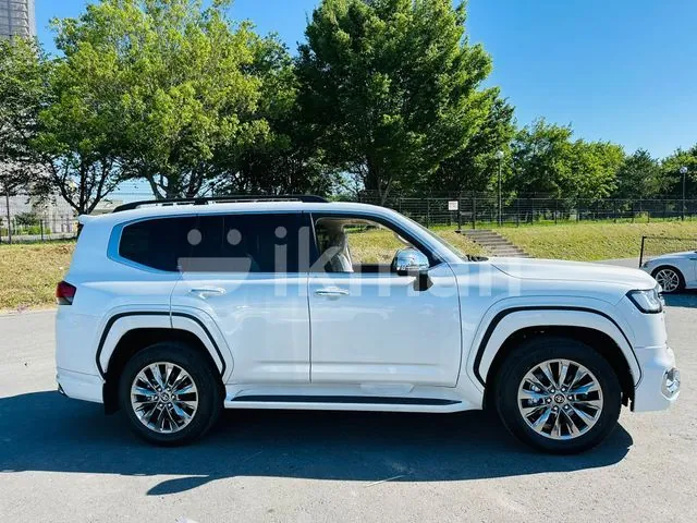 Toyota Land Cruiser Prado 2026 photo 3