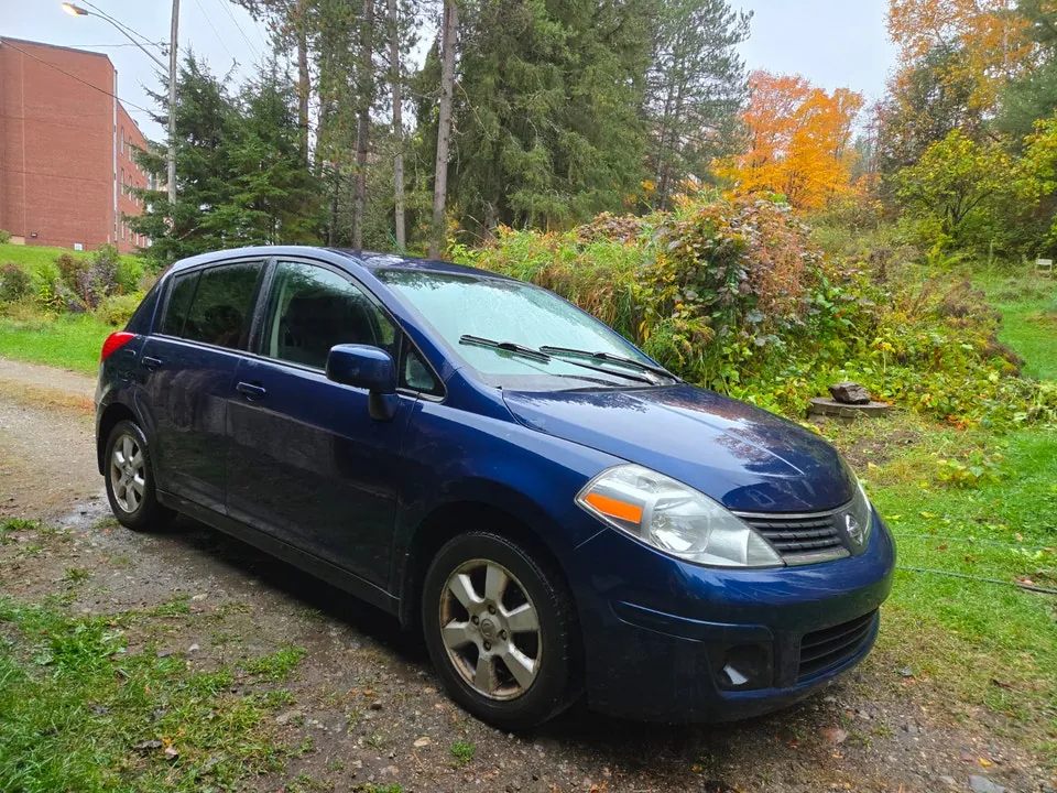 Nissan Versa