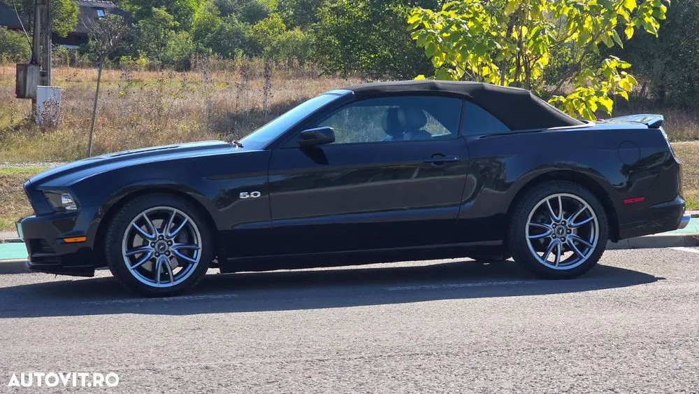 Ford Mustang 2012 photo 3