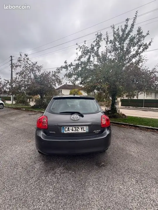 Toyota Auris 2007 photo 2