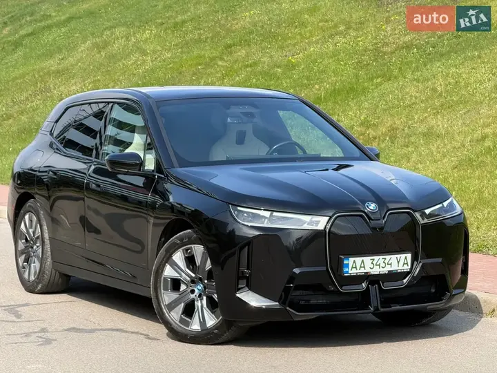 BMW Ix 2023 photo 2