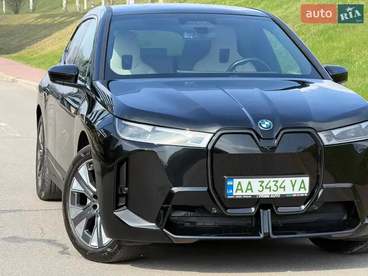 BMW Ix 2023 photo 3