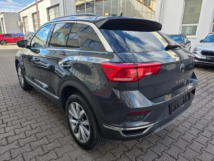Volkswagen T-Roc 2021 photo 4