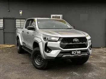 Toyota Hilux 2025 photo 2