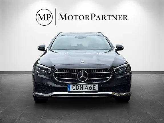 Mercedes-Benz E300 2021 photo 3