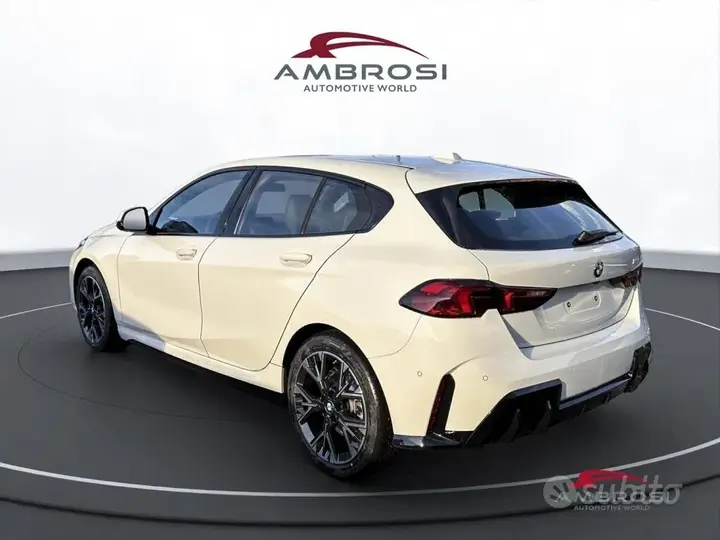 BMW 118 2026 photo 4
