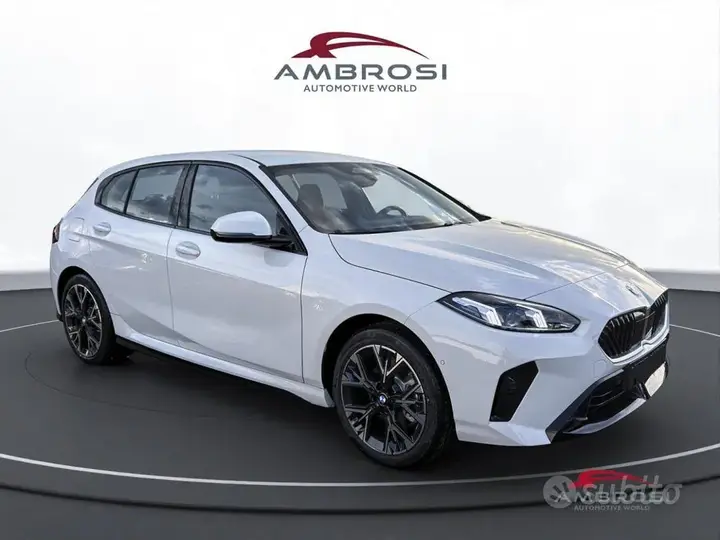 BMW 118 2026 photo 2