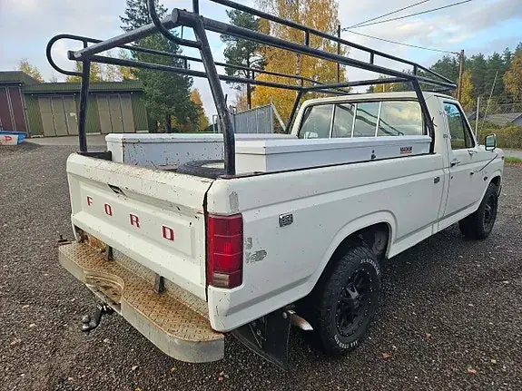 Ford F250 1984 photo 5