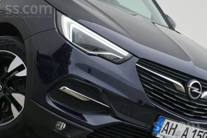 Opel Grandland X 2019 photo 2
