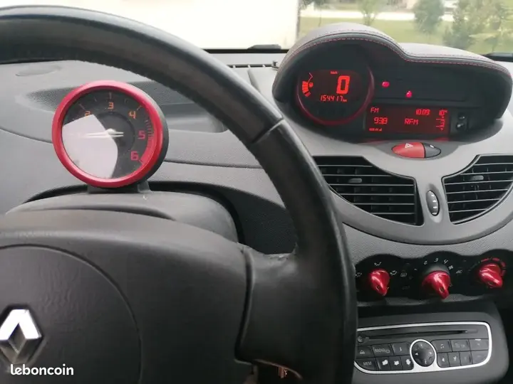 Renault Twingo 2011 photo 2