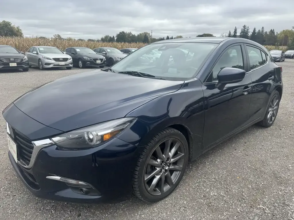 Mazda Mazda3 2018 photo 3