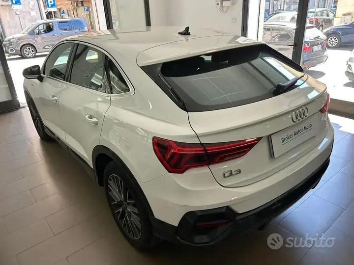 Audi Q3 2023 photo 3