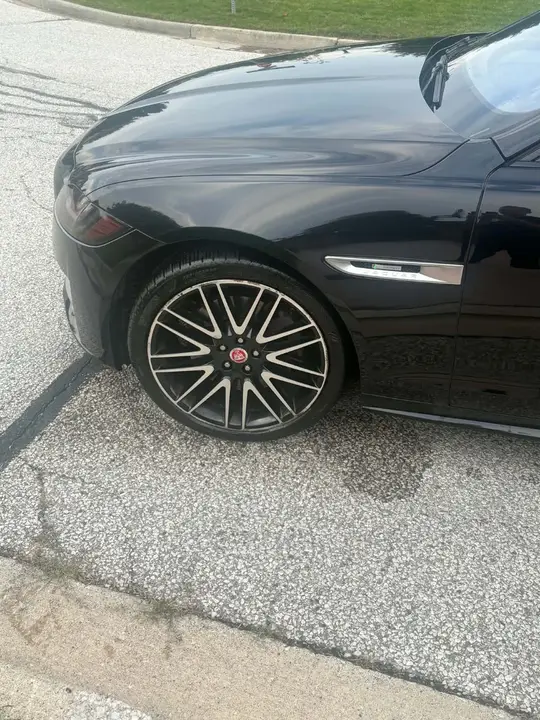 Jaguar Xf 2017 photo 3