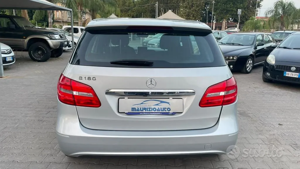 Mercedes-Benz B 2014 photo 3