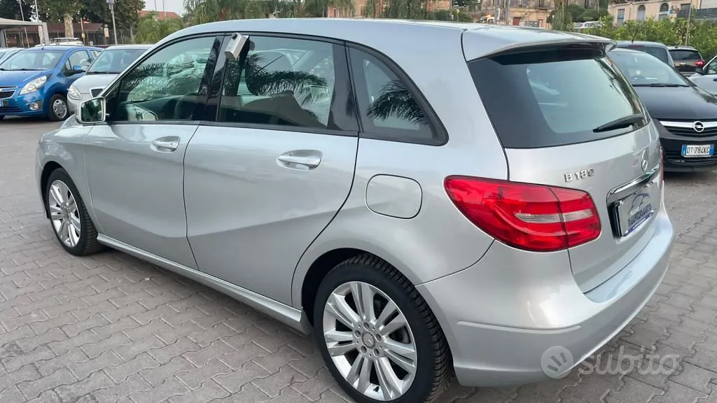 Mercedes-Benz B 2014 photo 4