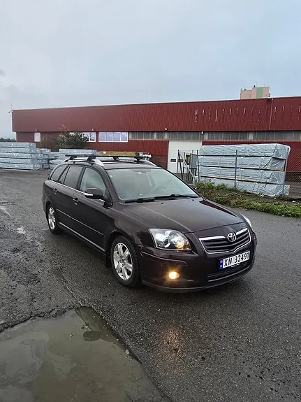 Toyota Avensis 2007 photo 2
