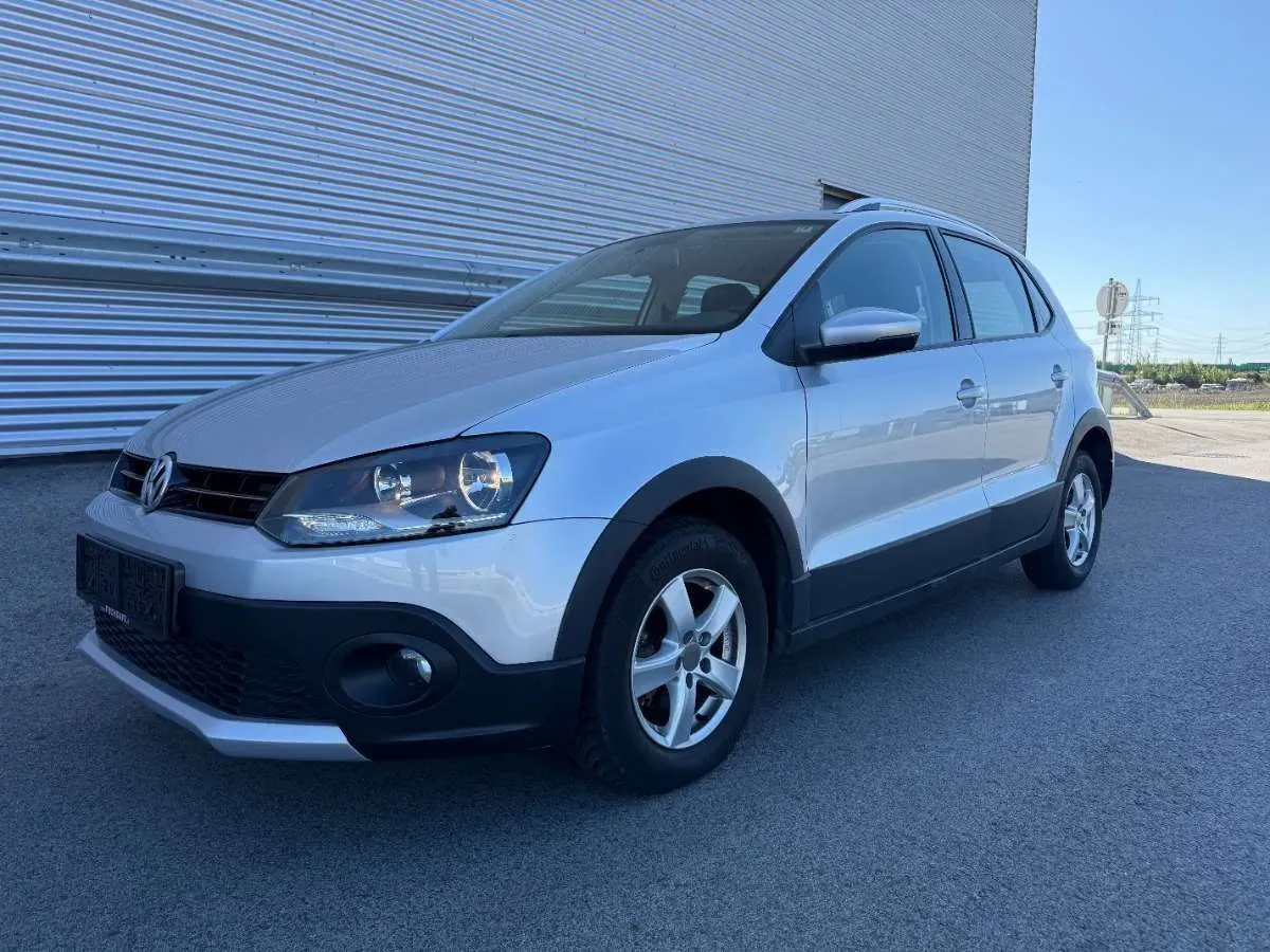 Volkswagen Polo 2013 photo 2