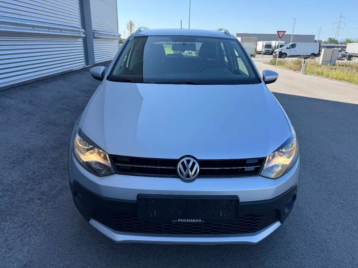 Volkswagen Polo 2013 photo 3