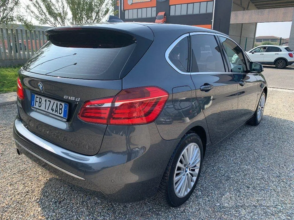 BMW 216D Active Tourer 2015 photo 5