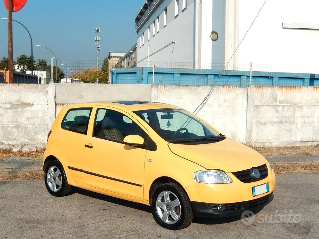 Volkswagen Fox 2006 photo 2