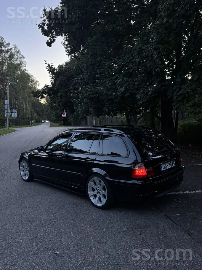 BMW 320 2003 photo 4