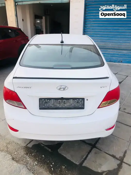 Hyundai Accent 2017 photo 4