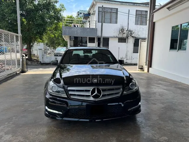 Mercedes-Benz C200