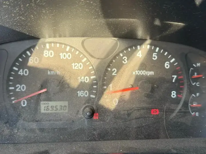 Suzuki Jimny 2000 photo 2
