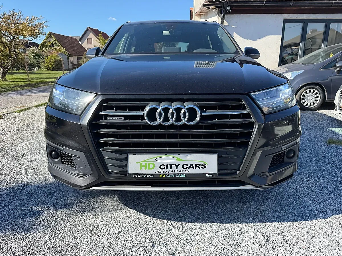 Audi Q7 2017 photo 2