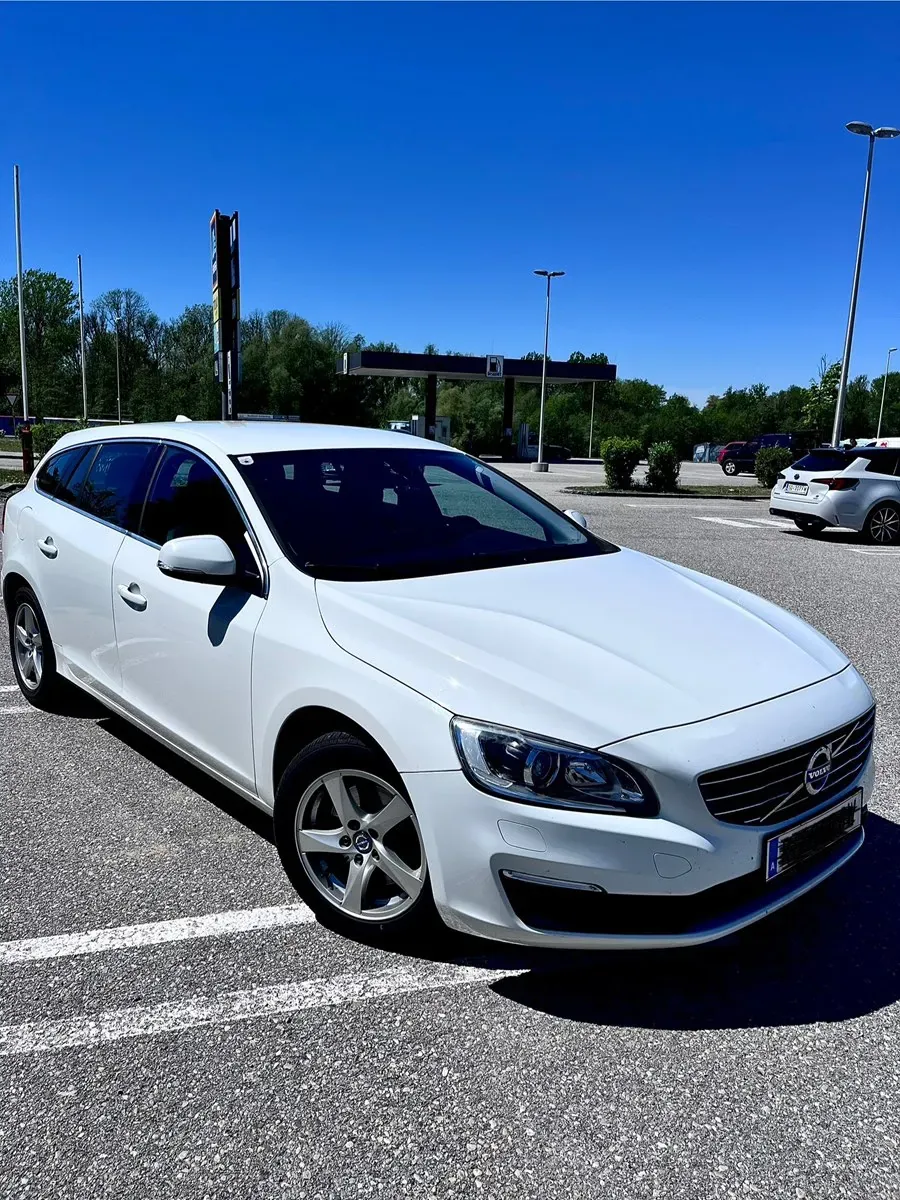 Volvo V60 2017 photo 3