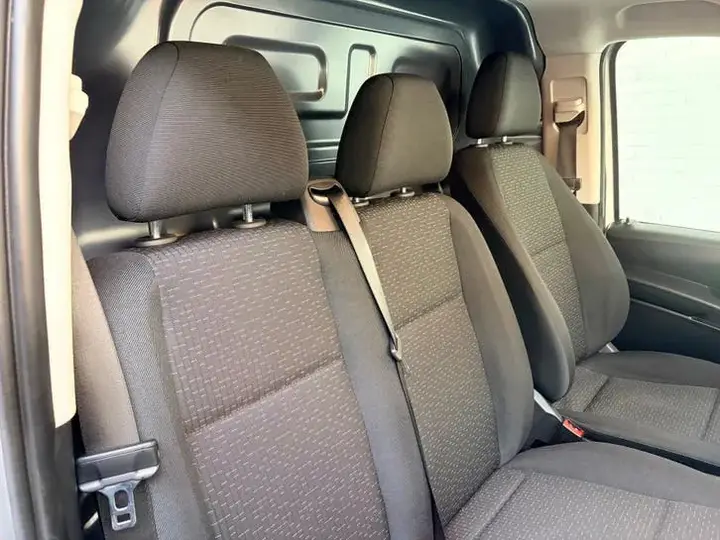 Mercedes-Benz Vito 2023 photo 3