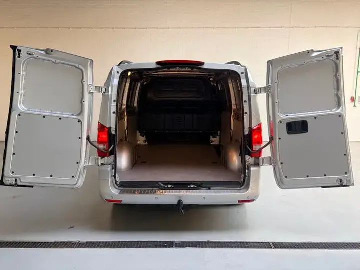 Mercedes-Benz Vito 2023 photo 2