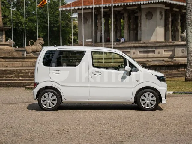Suzuki Wagon R 2026 photo 2