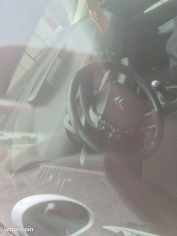 Citroen C4 2007 photo 2
