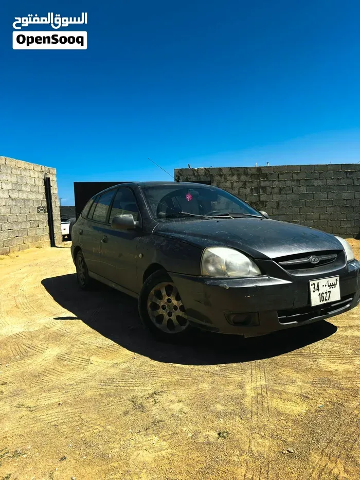 Kia Rio 2004 photo 2
