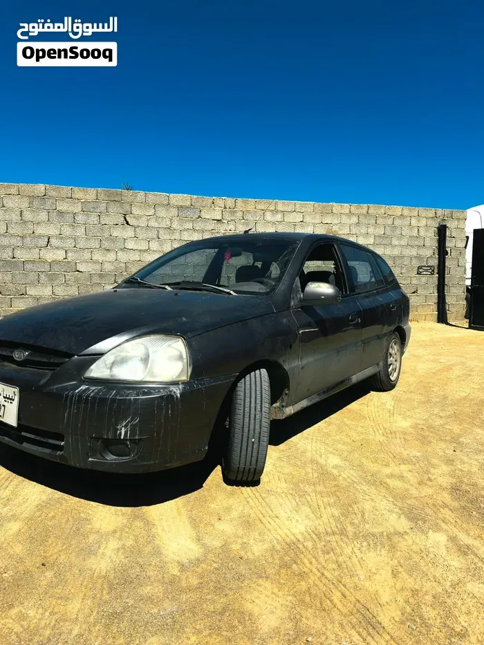 Kia Rio 2004 photo 3