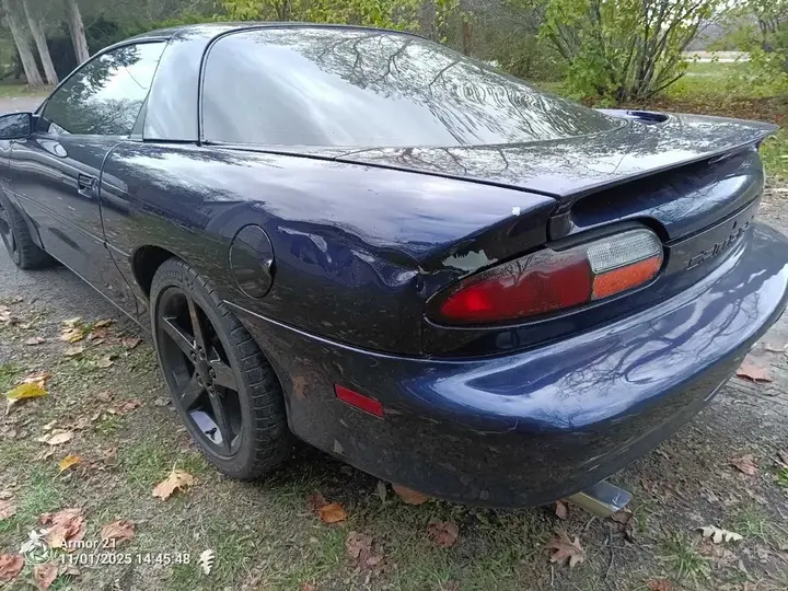 Chevrolet Camaro 2001 photo 3
