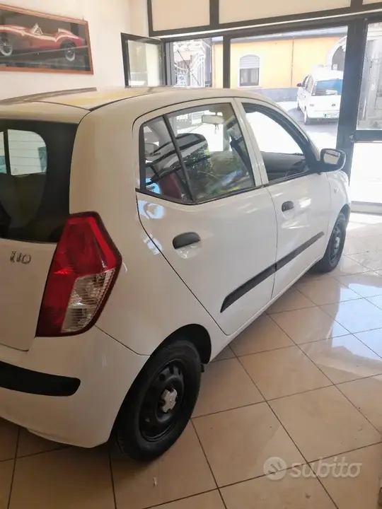 Hyundai I10 2011 photo 4
