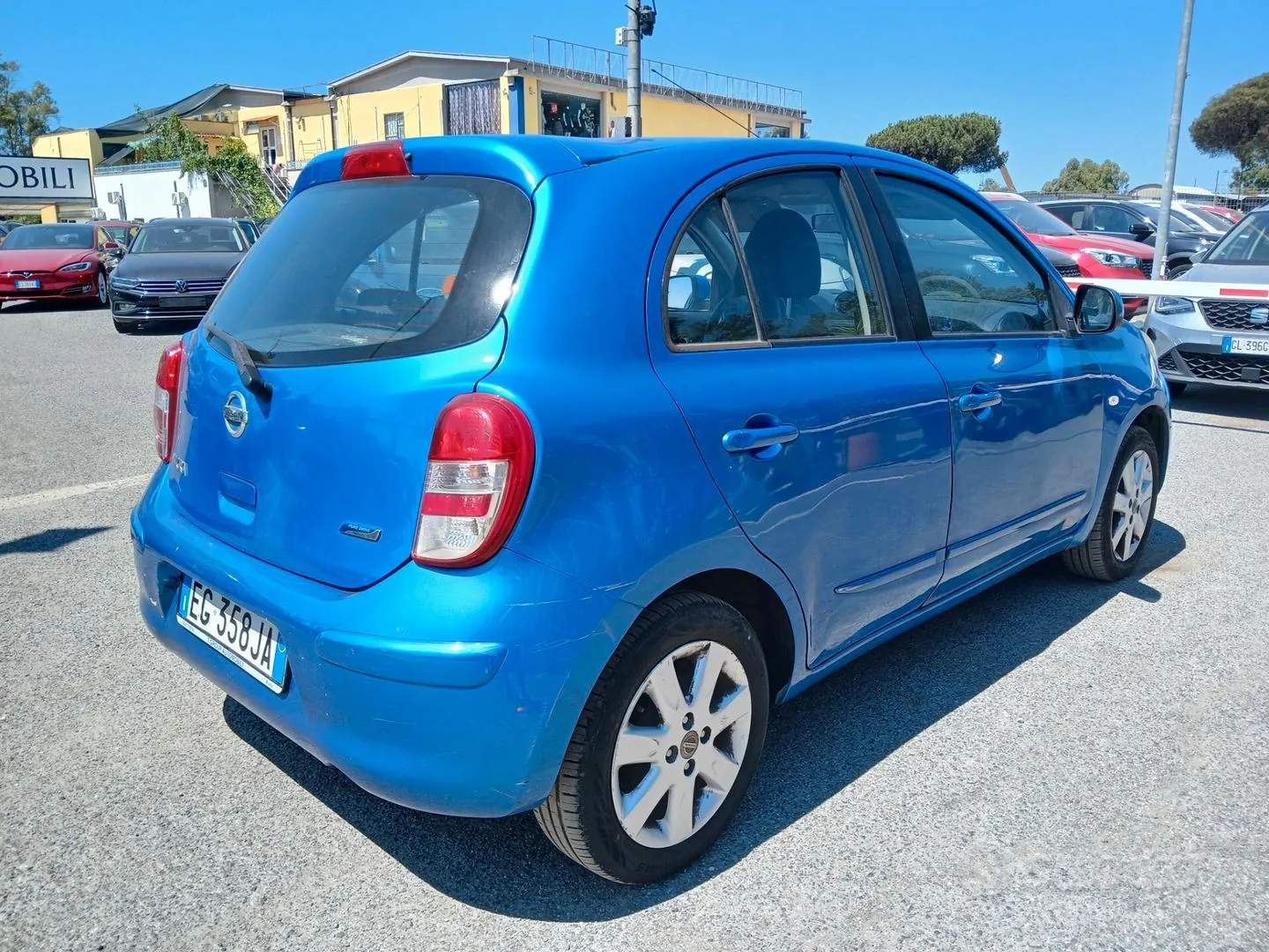 Nissan Micra 2012 photo 5