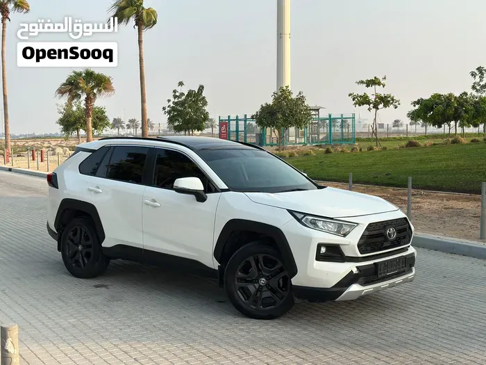 Toyota Rav4 2024 photo 3