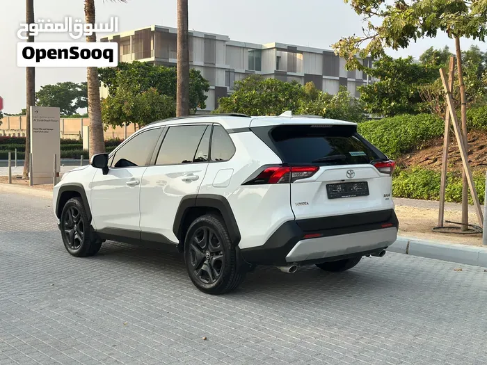 Toyota Rav4 2024 photo 4