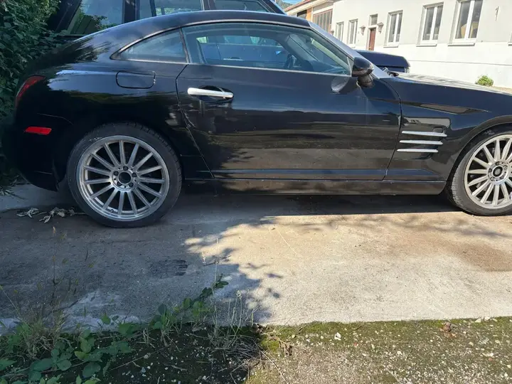 Chrysler Crossfire 2004 photo 2